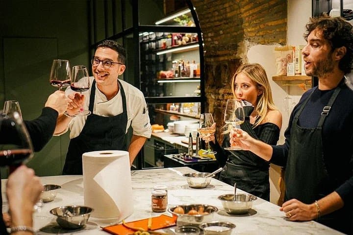 Hands On Pizza and Tiramisu Cooking Class in Rome — photo 1 of 7
