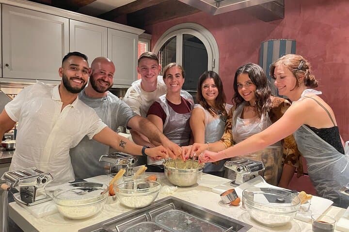 Venice: Pasta and Tiramisu Cooking Class with fine wine — photo 1 of 39