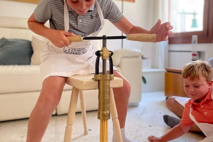 Venice Hands-On Bigoli Pasta Class : Cook & Taste Local Recipes — photo 1 of 11