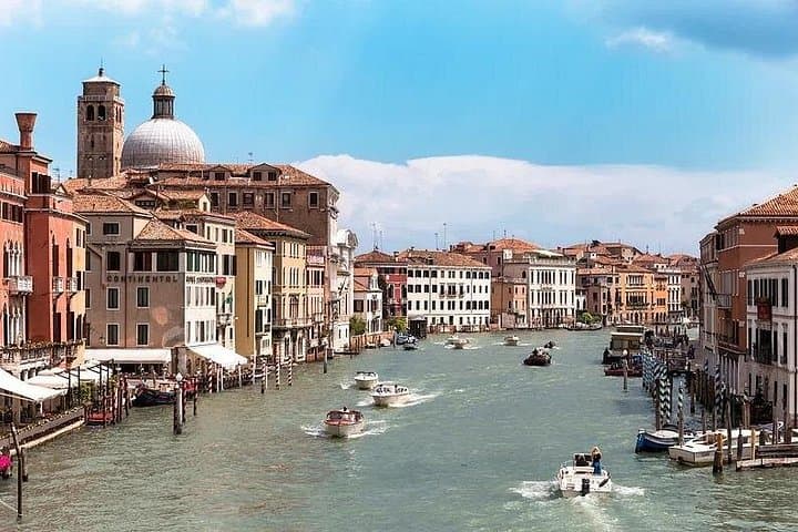 Venice Day Trip from Milan Private Tour by High Speed Train — photo 1 of 4
