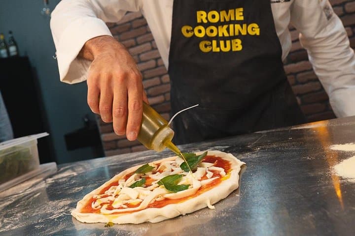 Rome Pizza Making Class with Aperol Spritz — photo 1 of 29