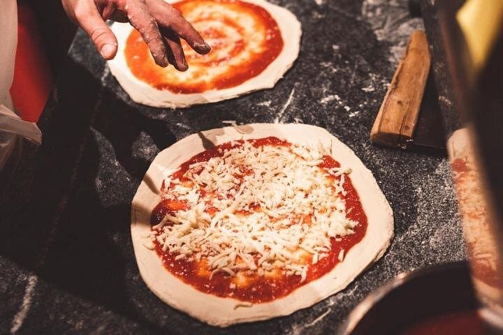 Pizza and Tiramisu Making Experience — photo 1 of 7