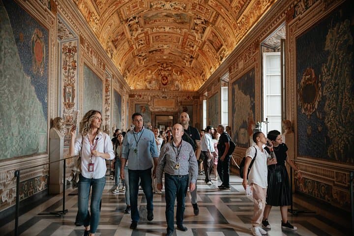 Exclusive Private Vatican Tour: Sistine Chapel & Highlights — photo 1 of 9