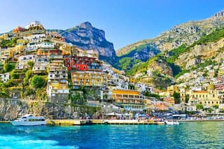 Minimum group 5 pax to Pompeii and Positano private DA Rome Guide