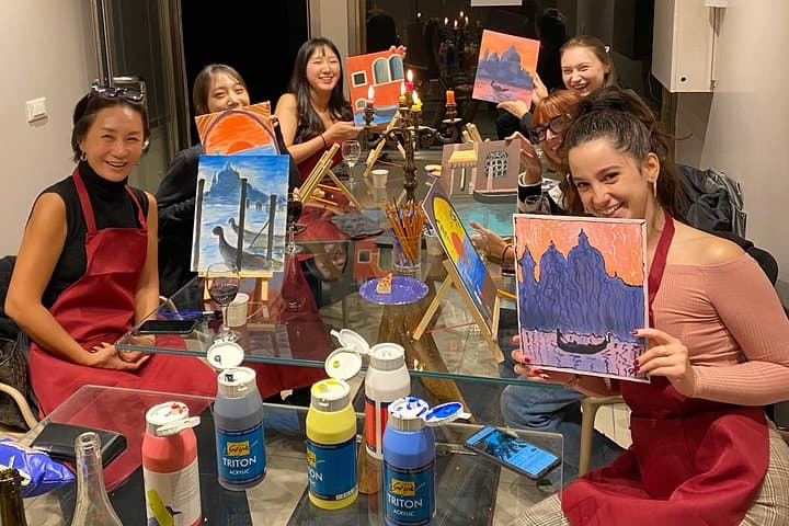 Venice Paint & Sip: Painting Class with Wine in a Hidden Atelier — photo 1 of 7