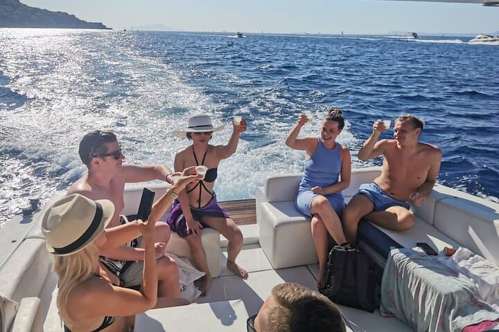 Capri Small-Group Boat Tour from Sorrento with Island Free Time — photo 1 of 16