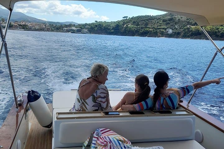 Skipper and hostess rental on the Amalfi Coast — photo 1 of 28