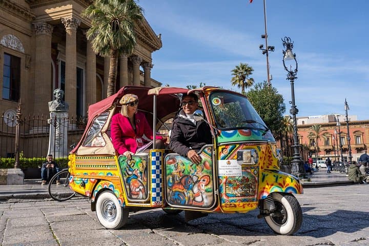 Ape Taxi Tour – Palermo between History, Sun and Smiles — photo 1 of 4