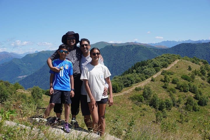 Lake Como Scenic Hiking Tour with Panoramic Views — photo 1 of 12