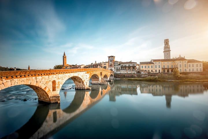 From Milan to Verona by High-Speed Train: Guided Walking Tour — photo 1 of 7