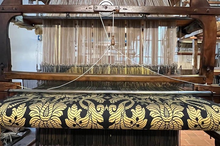 Handmade in Florence: Private Artisans & Shopping Experience — photo 1 of 9