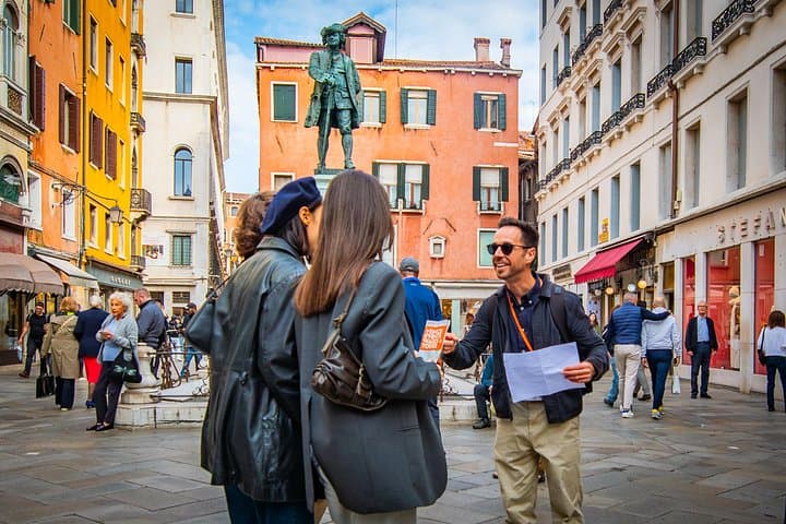 Discover San Polo, Rialto & Frari: Exclusive Private Walking Tour — photo 1 of 18