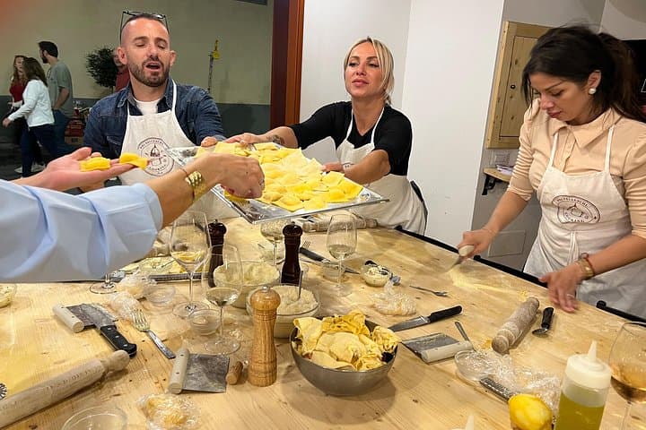 Florence Pasta Cooking Class Tagliatelle Ravioli and Tortelloni — photo 1 of 18