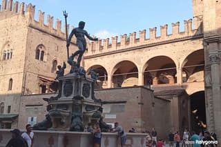 BOLOGNA private tour: historic center, secrets and towers