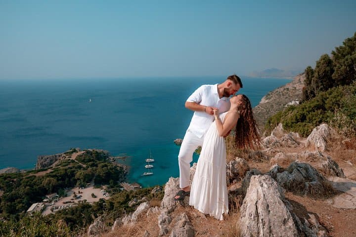 Private Vacation Photoshoot with Photographer in Capri — photo 1 of 32