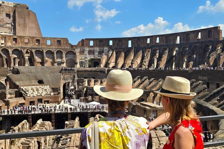 Express Colosseum Tour: Explore Ancient Rome Icon — photo 1 of 7