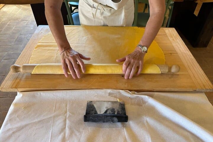 Tagliatelle Pasta Making in an Umbrian Olive Mill — photo 1 of 4