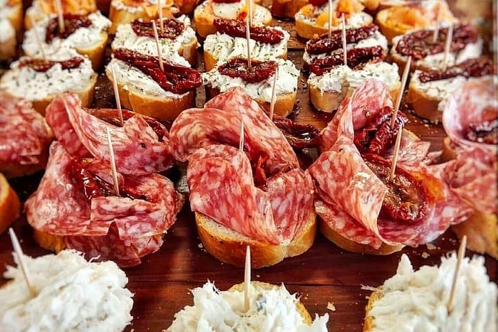 Guided Bacaro Tour in Venice — photo 1 of 17