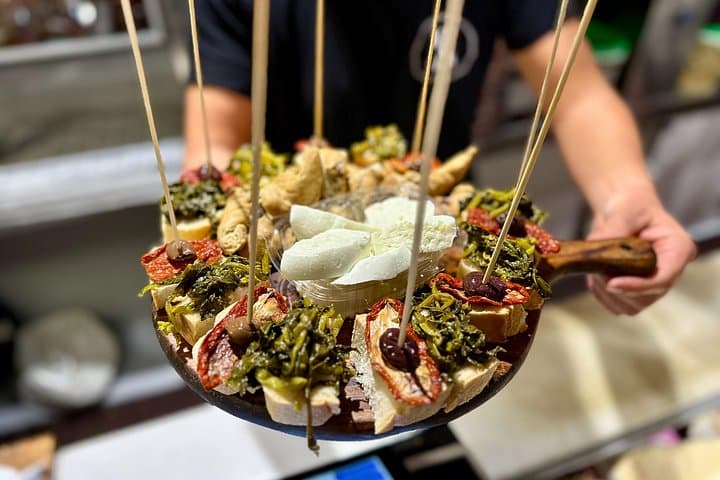 Naples Food Tour with Local Guide and City Highlights — photo 1 of 8
