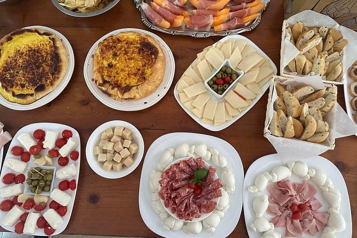 Tuscan Brunch & Organic Wines — photo 1 of 9