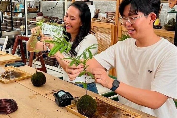 Japanese Kokedama Class in Milan’s Navigli District — photo 1 of 10