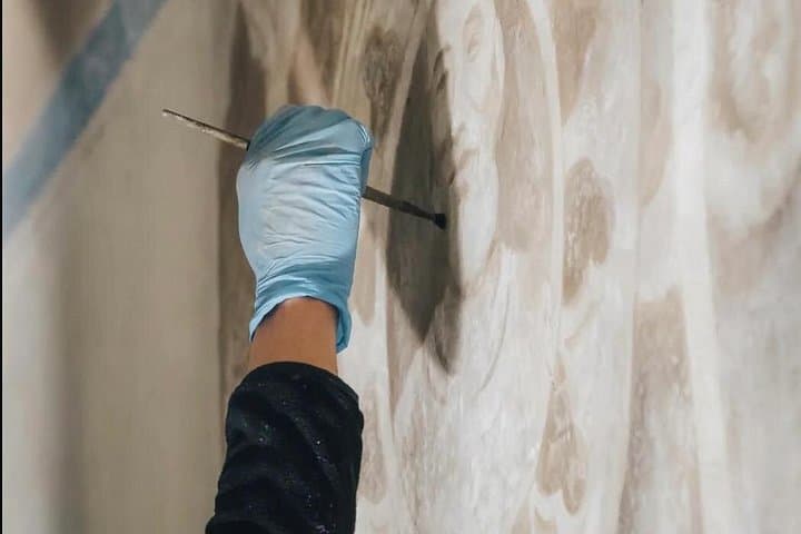 Fresco Painting Experience in Florence with Artist — photo 1 of 4