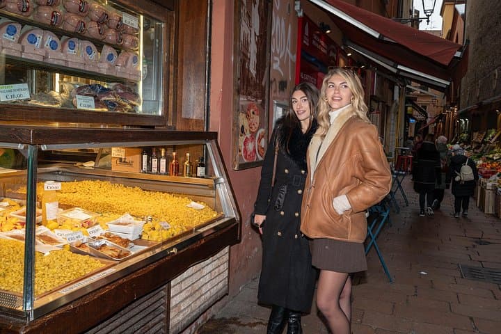 Bologna By Night Walking Tour — photo 1 of 16