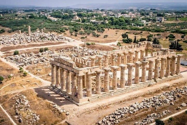 Tour from Palermo Segesta and Typical Tasting and Selinunte — photo 1 of 3