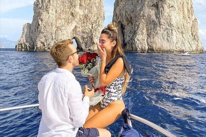Capri Sunset Wedding Proposal with Photoshoot – From Sorrento — photo 1 of 13