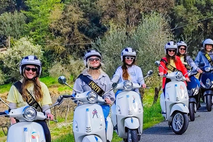 Chianti Vespa Tour with Wine Tasting from Florence — photo 1 of 23