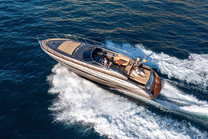 Private Luxury Yacht to Capri from Sorrento – Riva Rivale 52 — photo 1 of 34
