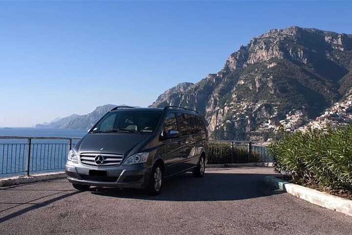 From Pompeii: one-way transfers to Naples, Sorrento, Amalfi Coast — photo 1 of 8