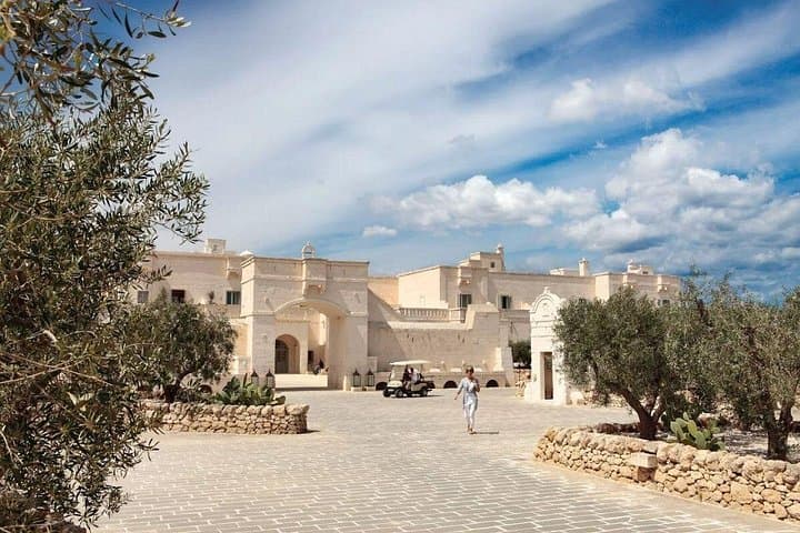 Bari Airport to Borgo Egnazia and Vice Versa Private Transfer — photo 1 of 6