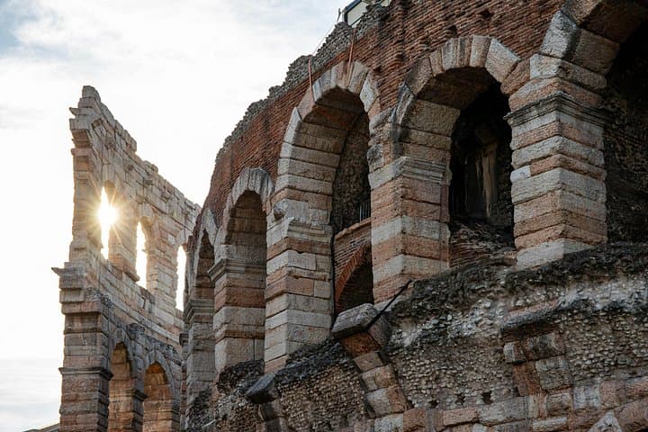 Hidden Verona & the Roman Arena - 2 hour private tour — photo 1 of 9