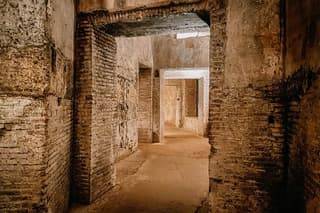 Domus Aurea Self-Guided Tour with Virtual Reality Experience