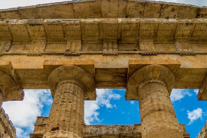 UNESCO Paestum Greek Temples & Buffalo Mozzarella from Naples — photo 1 of 14