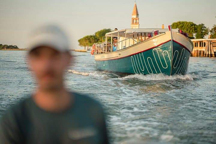 Murano & Burano: Venice Lagoon Cruise on a Traditional Boat — photo 1 of 7