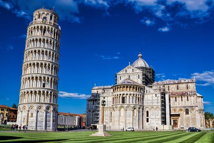 Pisa, Siena, San Gimignano with Lunch & Winery Experience — photo 1 of 16