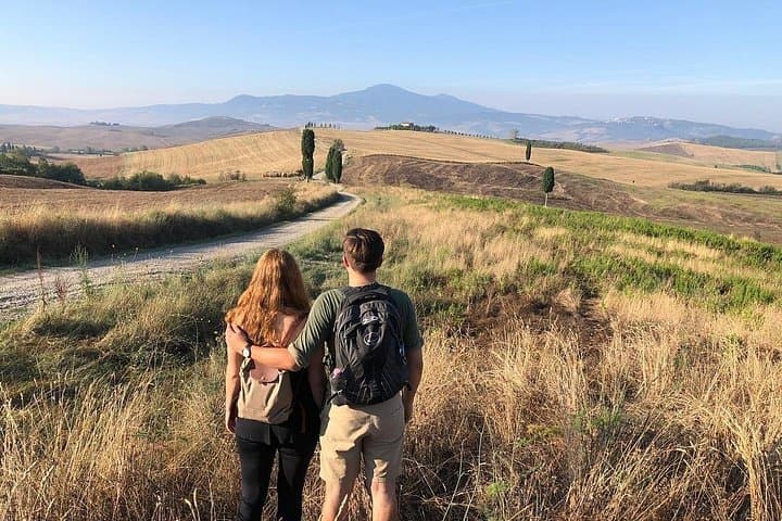 Gladiator Path Hiking Experience in Val d’Orcia — photo 1 of 9
