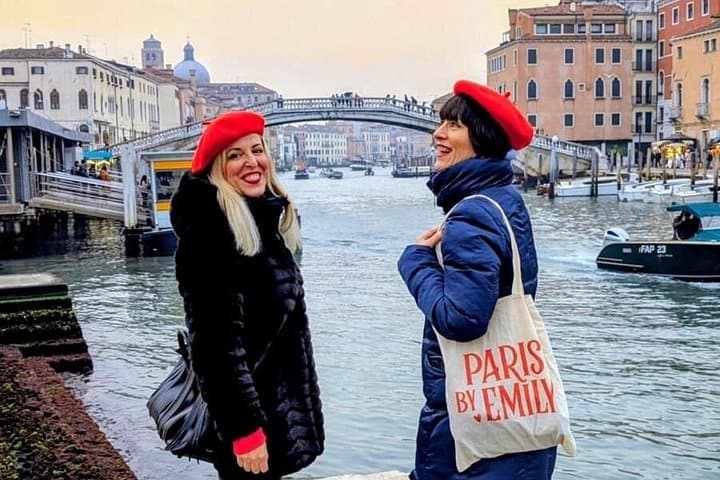Emily in Paris in Venice Filming Locations Tour — photo 1 of 11