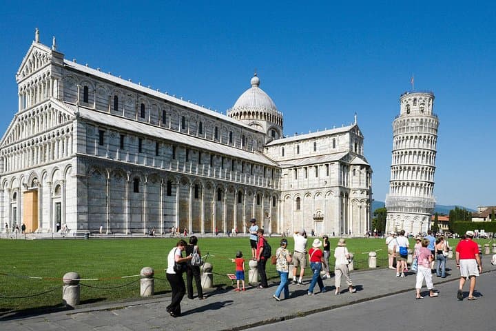 Private Day Trip to Pisa and Lucca from La Spezia — photo 1 of 11
