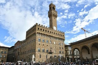Palazzo Vecchio Museum: Skip-the-Line Entry Ticket with Host