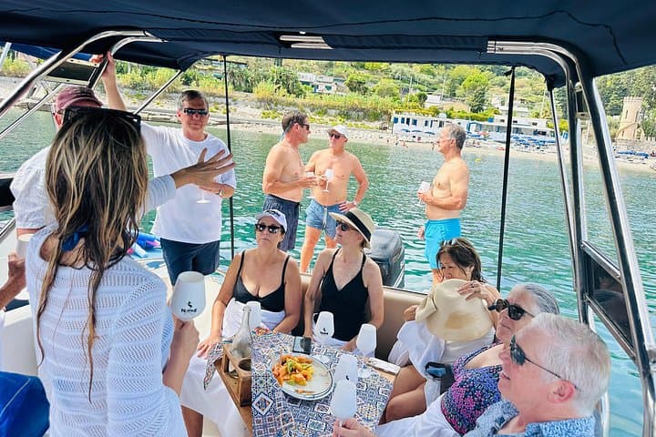 3-hour excursion by PRIVATE Boat to Taormina with Aperitif — photo 1 of 38