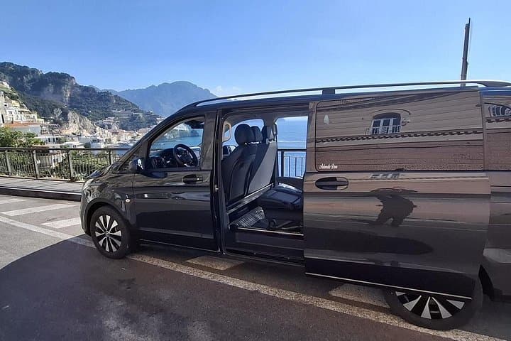 Amalfi Coast private tour from Naples Hotels or Sea Port — photo 1 of 8