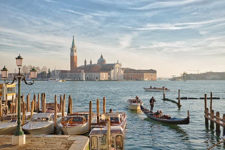 VIP Private Tour: Uncover the Best of Venice's Iconic sights — photo 1 of 8