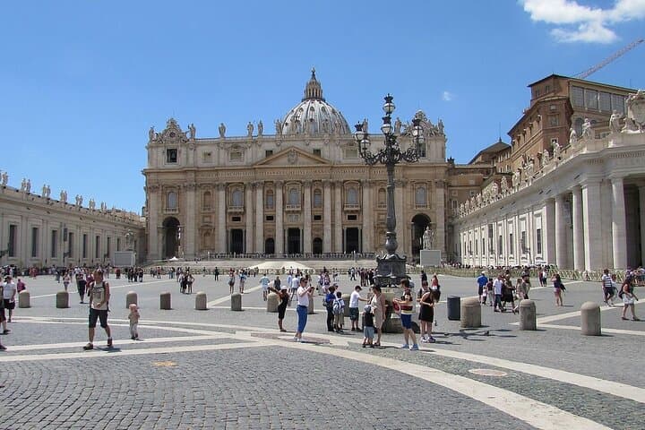 Vatican Museum & St. Peter's Square: Guided Tour Skip The Line — photo 1 of 5