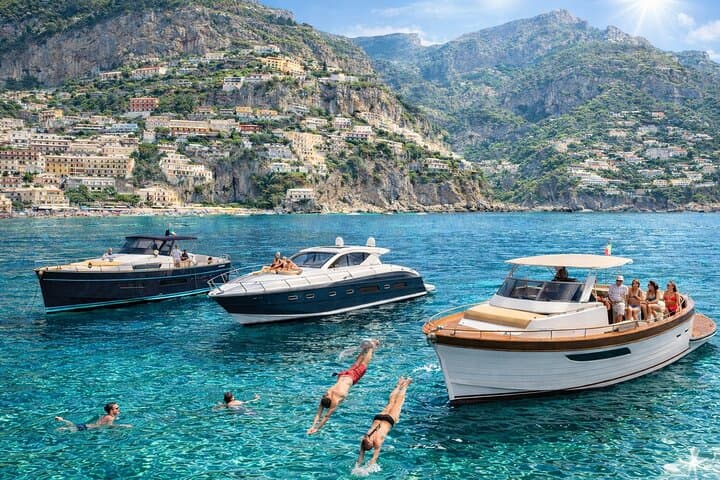 Luxury Amalfi Coast Boat Tour with Swim & Prosecco – Small Group — photo 1 of 34