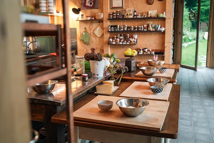 Cook Authentic Italian Dishes With Stunning Lake View — photo 1 of 10