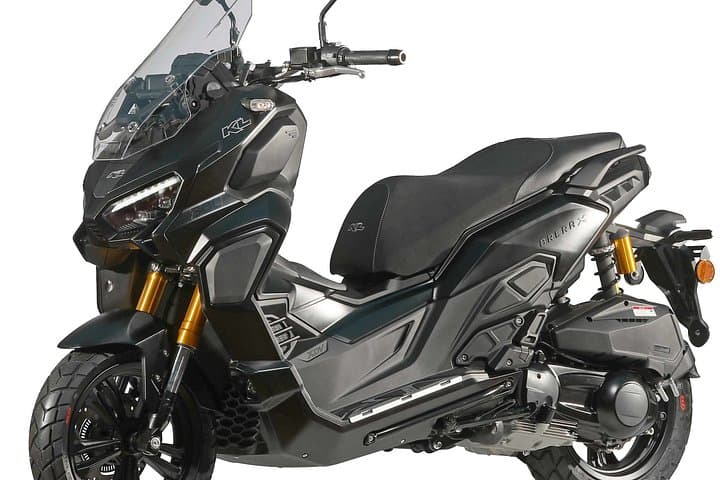 Scooter Rental 300cc — photo 1 of 6