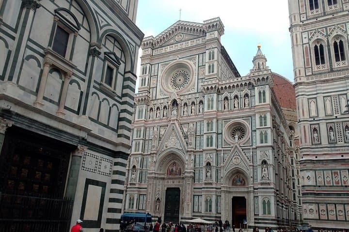 From SIENA to visit Florence & San Gimignano by Minivan — photo 1 of 10